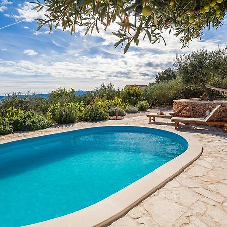 Holiday Home Zlatni San - Private Heated Pool Μπολ Δωμάτιο φωτογραφία